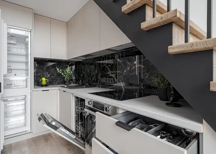 Loft 61 With Free Parking Апартаменти