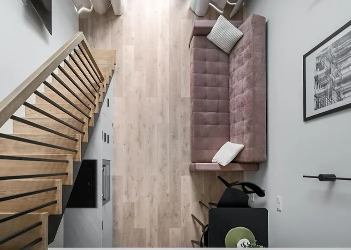 Loft 61 With Free Parking Апартаменти